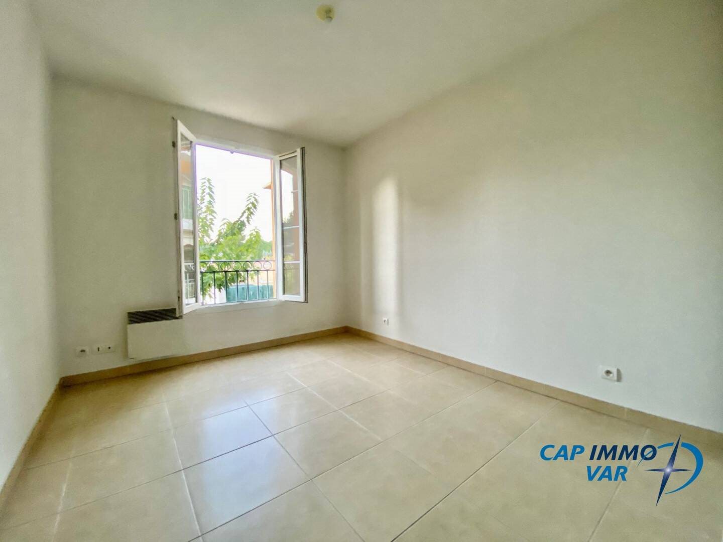 Appartement à louer, 70m², Le Beausset