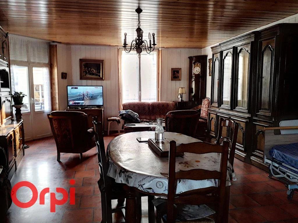 Appartement à vendre, 170m², Mamers