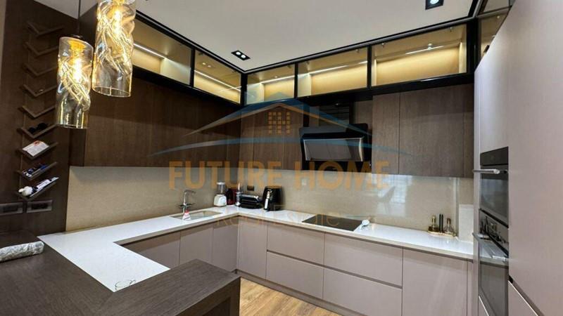 Appartement à vendre, Rruga e Kavajës, à Tirana, Albanie