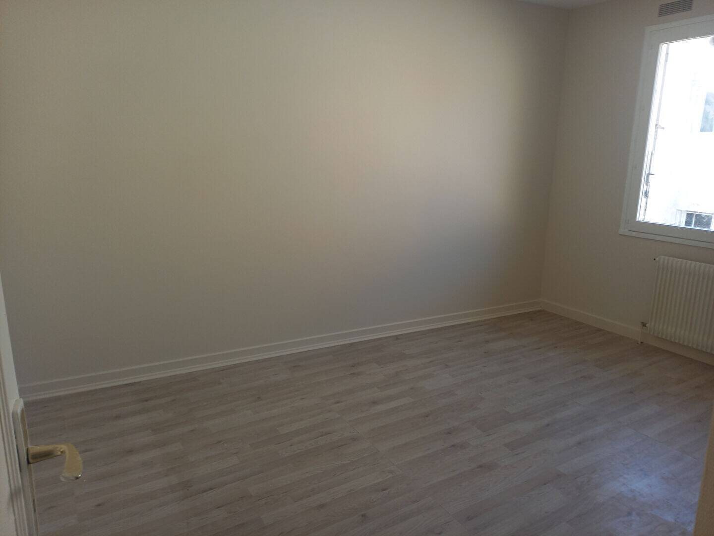 Appartement à louer, 88m², Montluel