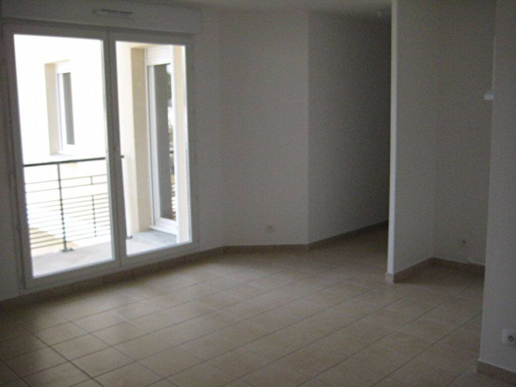 Appartement à louer, 42m², Epernon