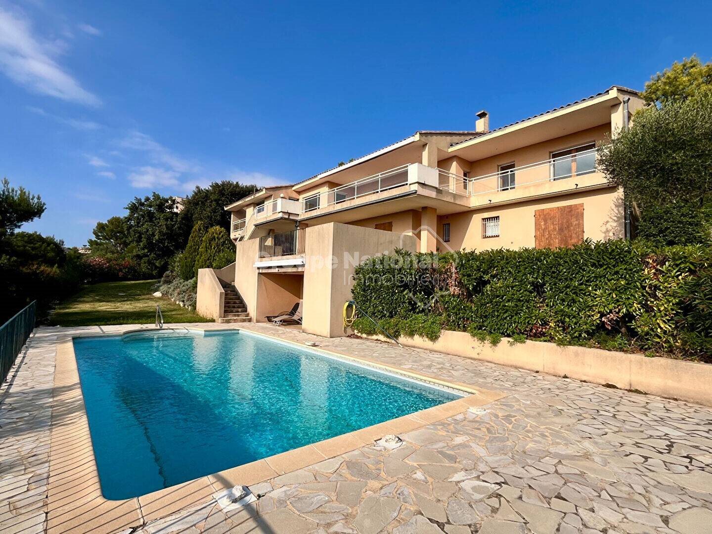 Maison à vendre, 268m², Villeneuve-lès-Avignon