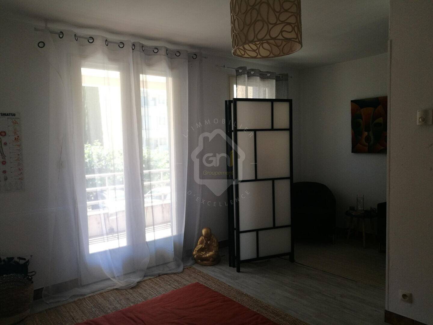 Appartement à louer, 41m², Pont-Saint-Esprit