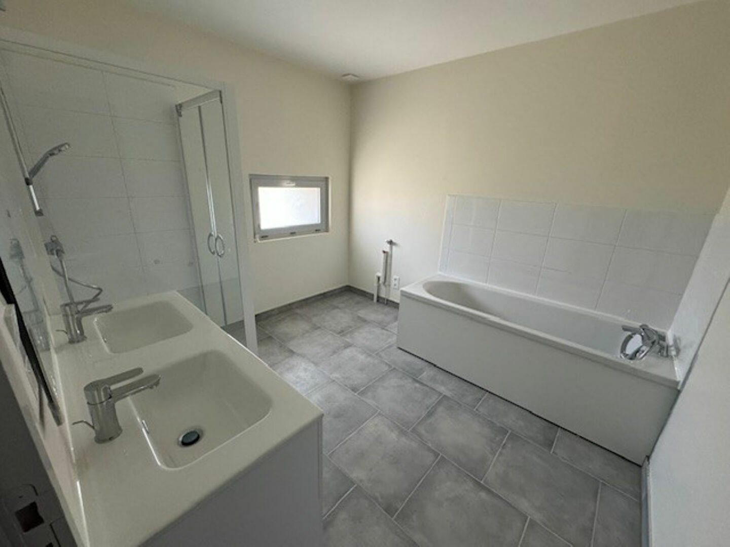 Maison à louer, 68m², Mesnières-en-Bray