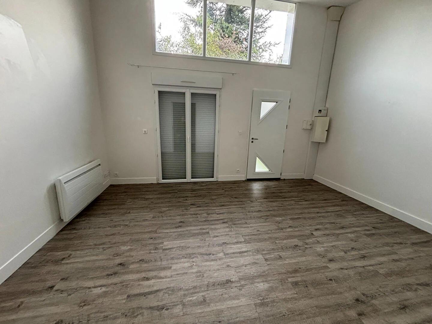 Maison à louer, 61m², La Flèche