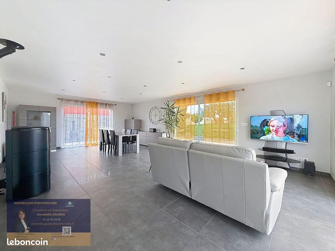 Maison à vendre, 141m², Mergey