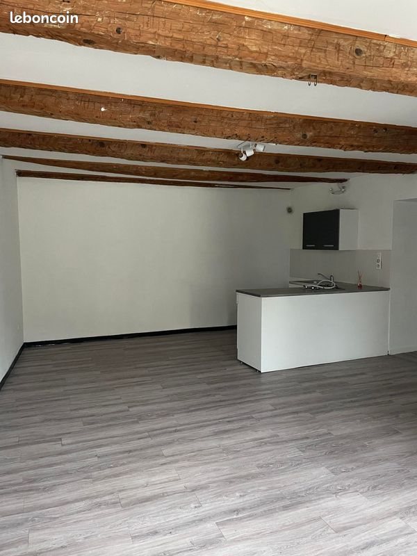 Appartement à louer, 47m², Pont-Saint-Esprit