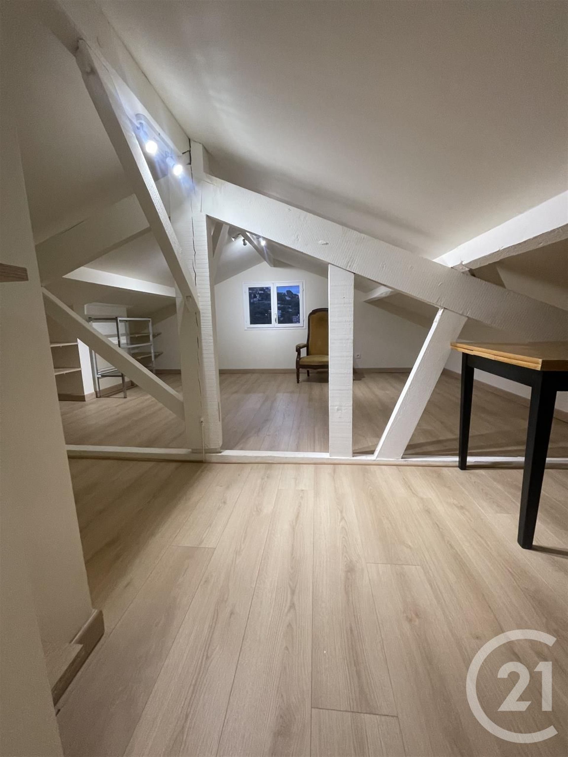 Maison à louer, 43m², Nice