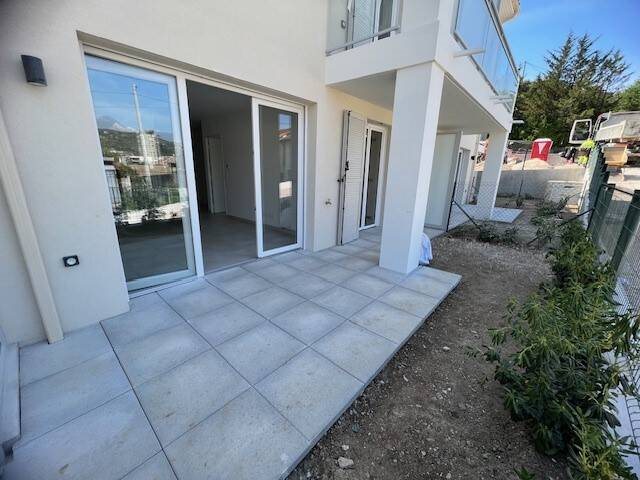 Appartement à louer, 41m², La Trinité