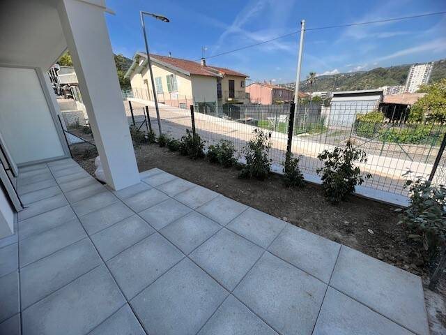 Appartement à louer, 41m², La Trinité