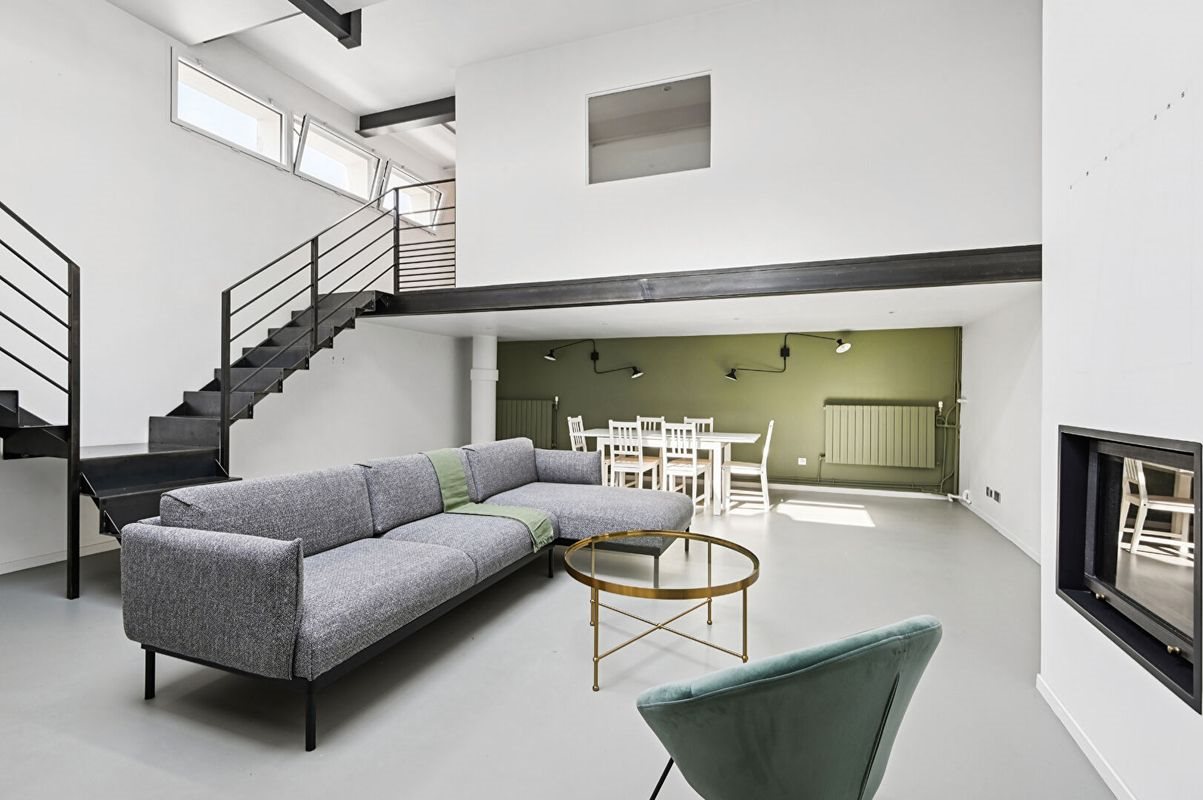 Appartement à louer, 208m², Paris 18ème