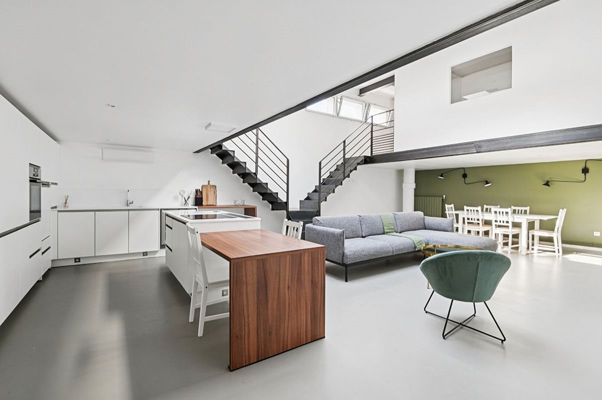 Appartement à louer, 208m², Paris 18ème