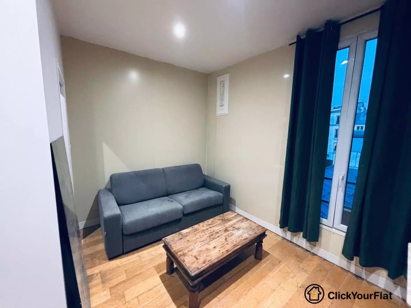 Appartement à louer, 18m², Paris 18ème