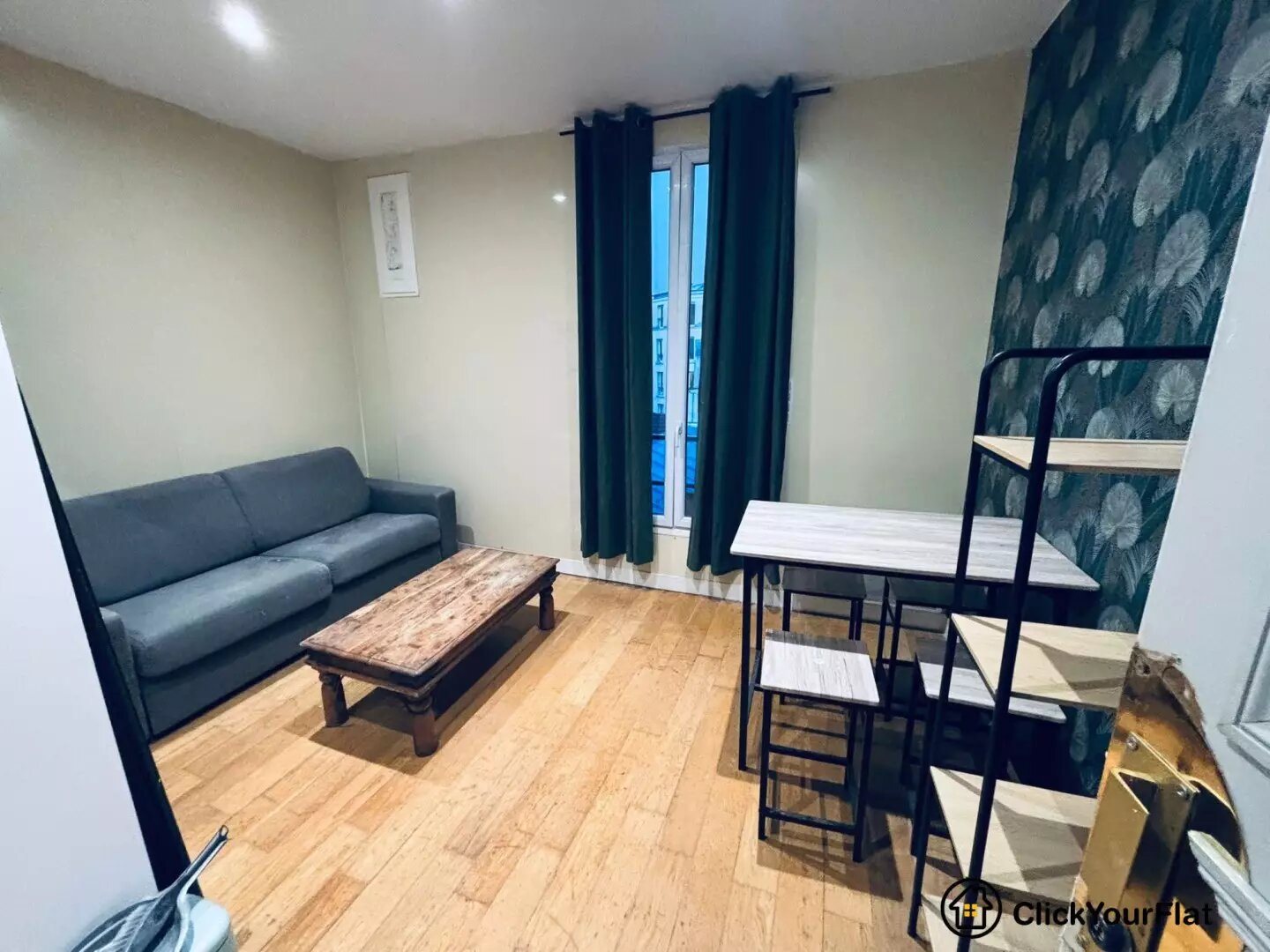 Appartement à louer, 18m², Paris 18ème