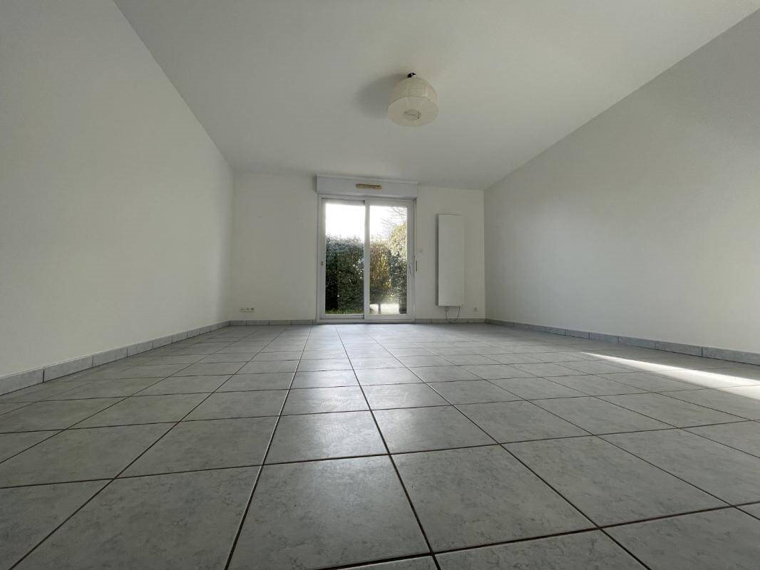 Maison à louer, 65m², Meucon