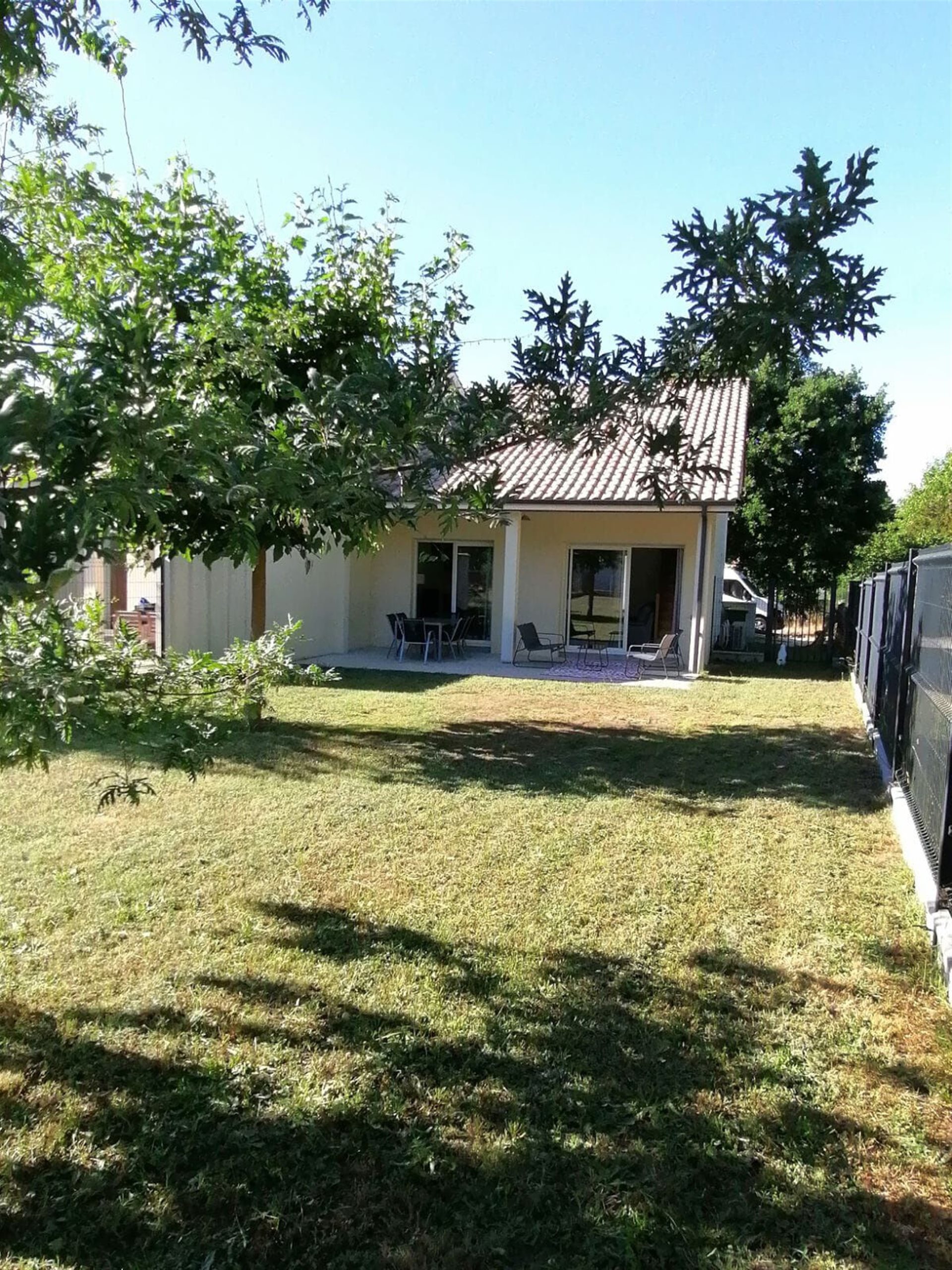 Maison à louer, 103m², Salles