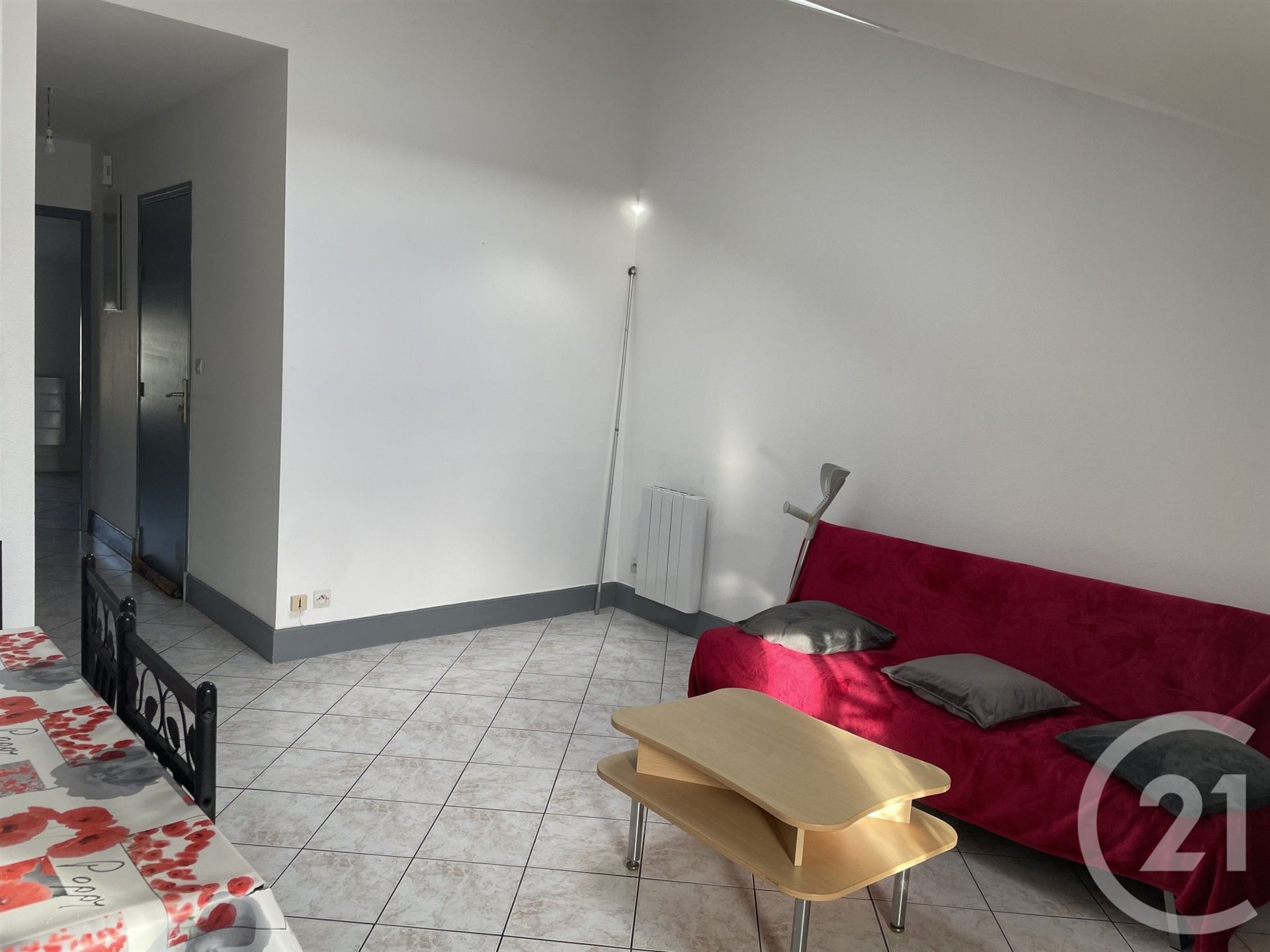 Appartement à louer, 47m², Saintes