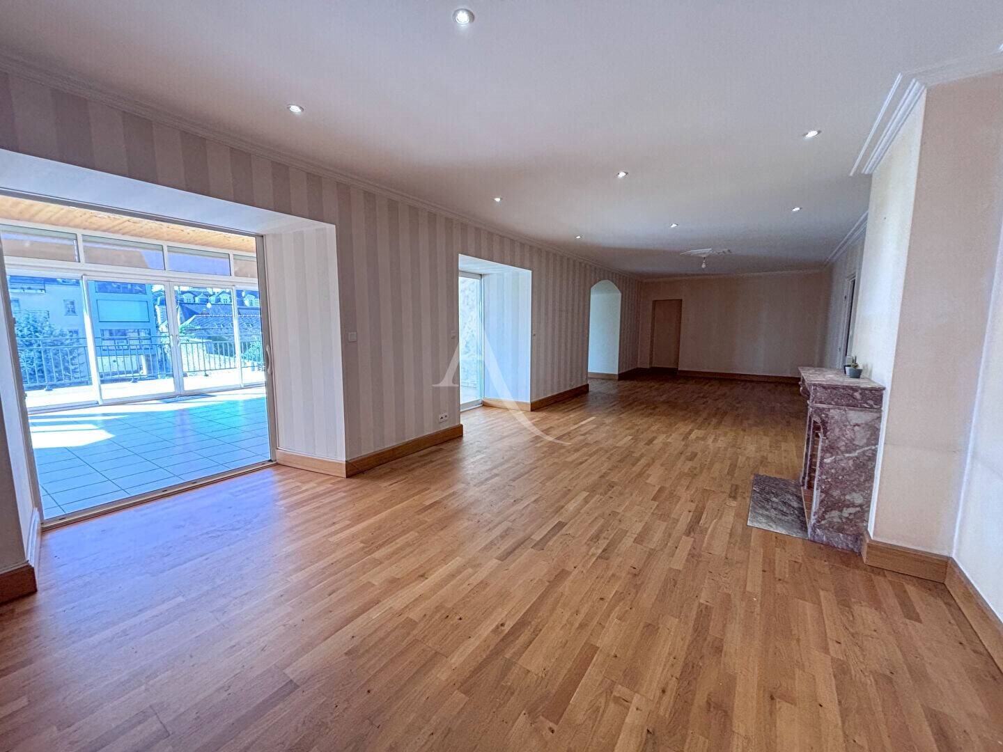 Appartement à vendre, 180m², Château-Gontier