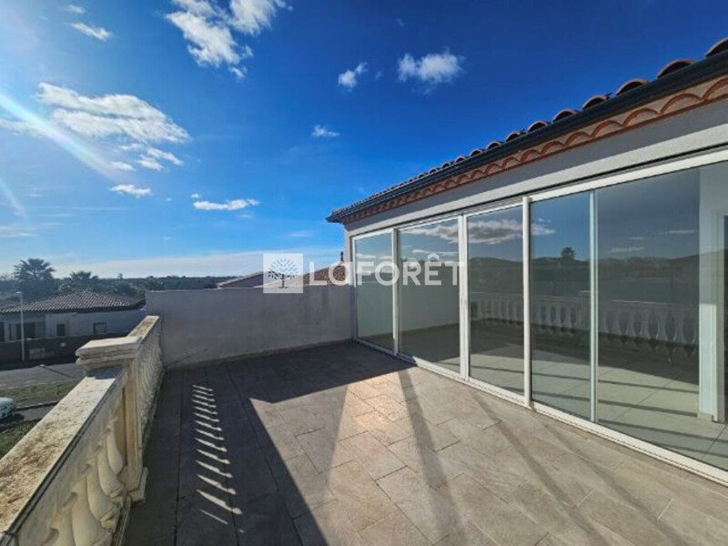 Appartement à louer, 75m², Vias