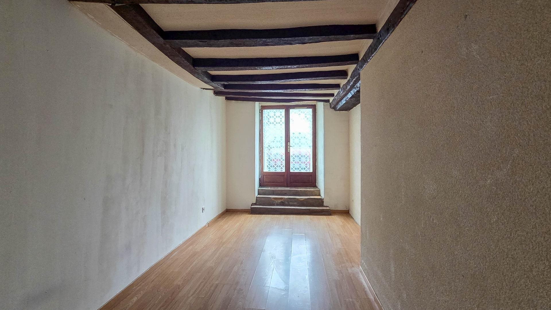 Appartement à vendre, 81m², Vernantes