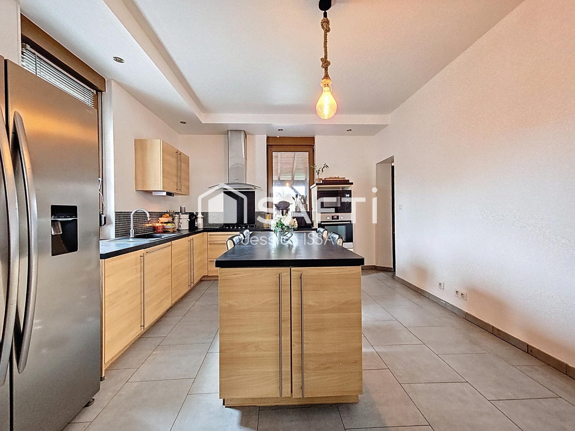 Maison à vendre, 151m², Saint-Avold