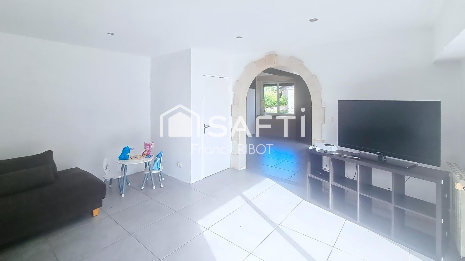 Maison à vendre, 156m², La Roche-en-Brenil