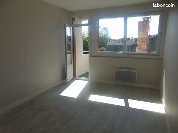 Appartement à louer, 45m², Monsempron-Libos