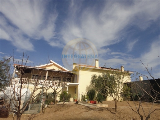 Villa With Beautiful Views Over The Countryside In Carvalhal Benfeito