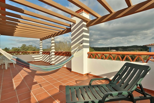 Villa de 3 chambres avec jardin privé et piscine commune - à 5 kms de la plage de São Martinho do Po