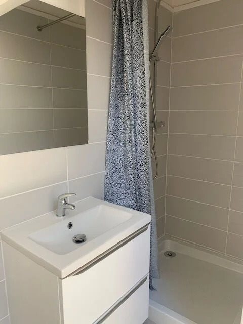 Appartement à louer, 29m², Nîmes