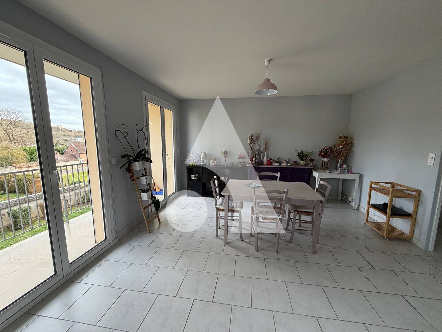 Appartement à vendre, 74m², Gravigny