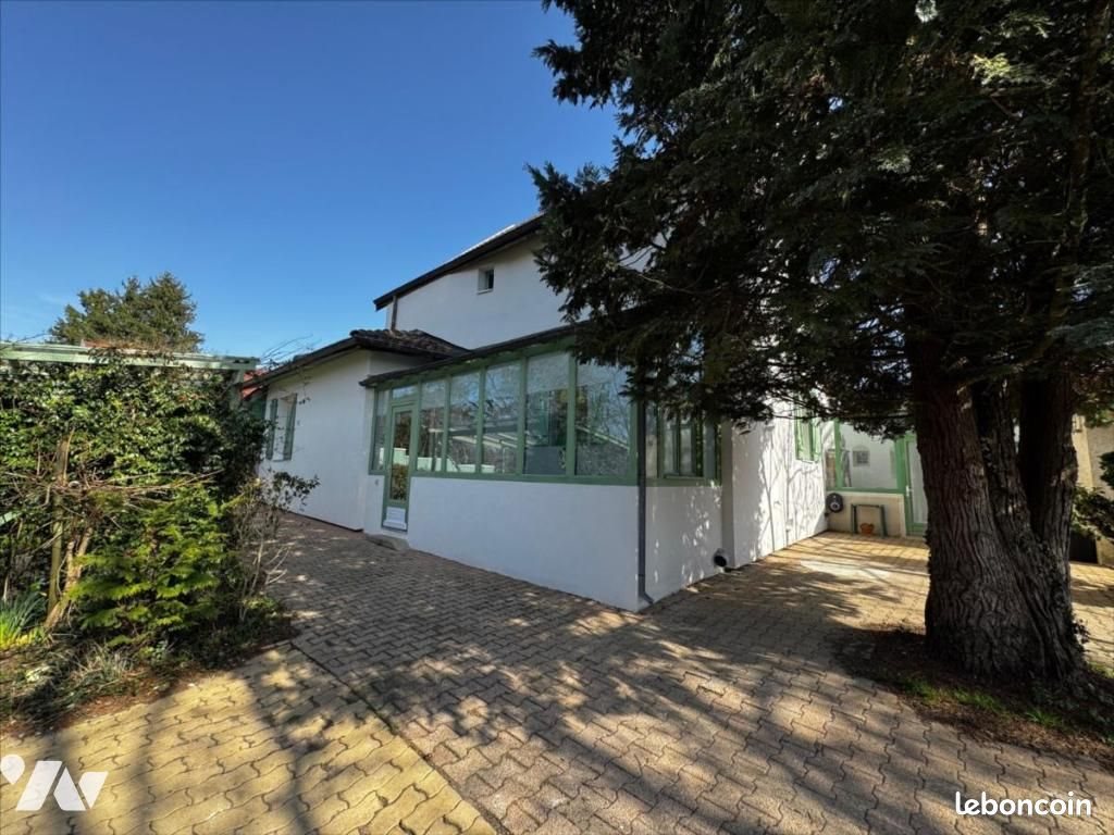 Maison à louer, 134m², Dole