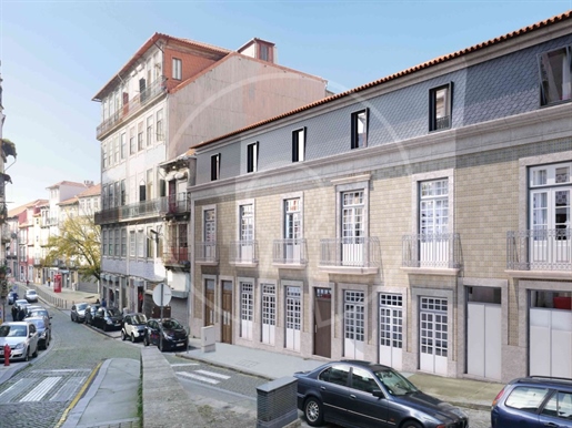 Nouveau T1 (T0+T0) avec balcon dans le centre de Porto