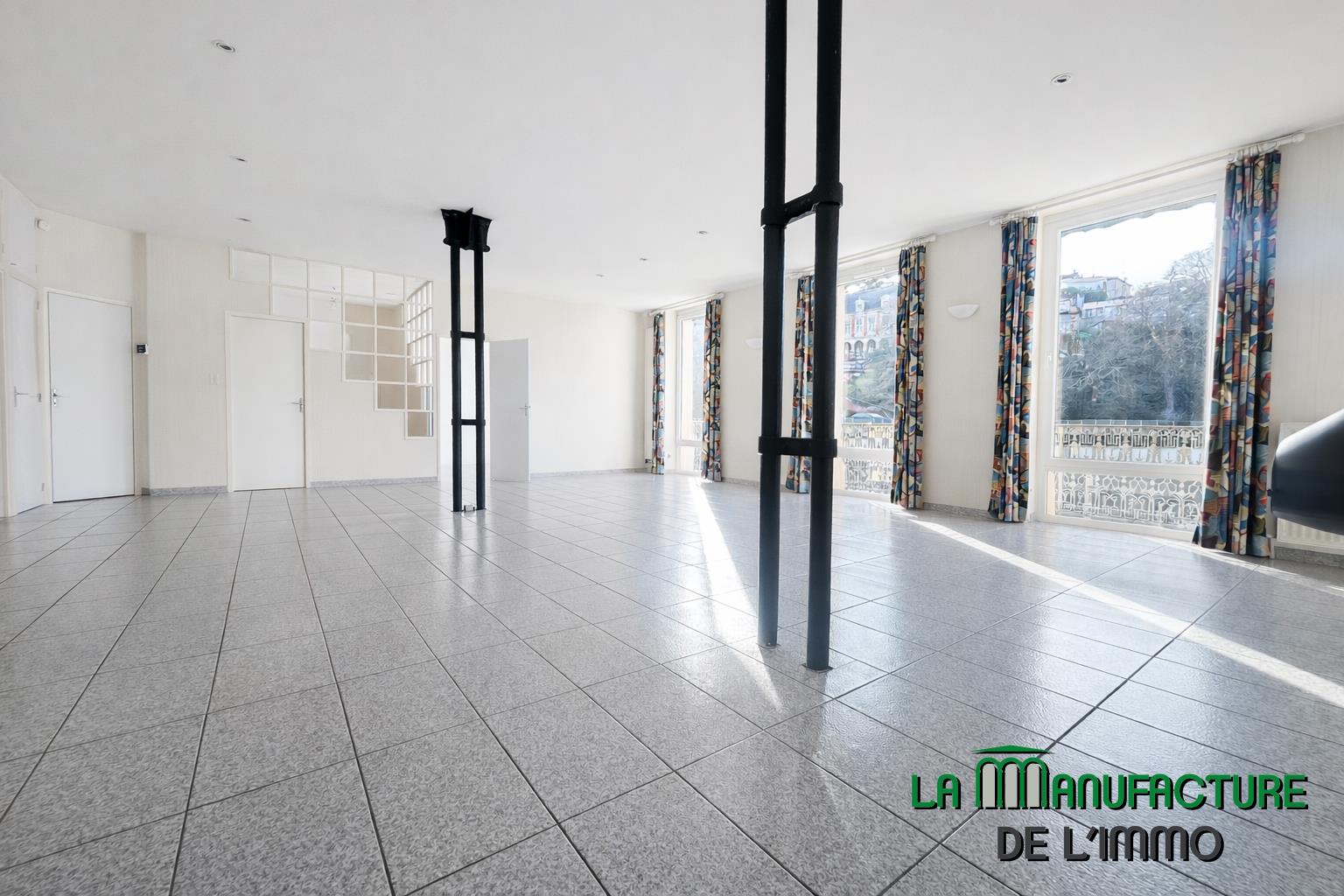 Appartement à vendre, 149m², Saint-Etienne