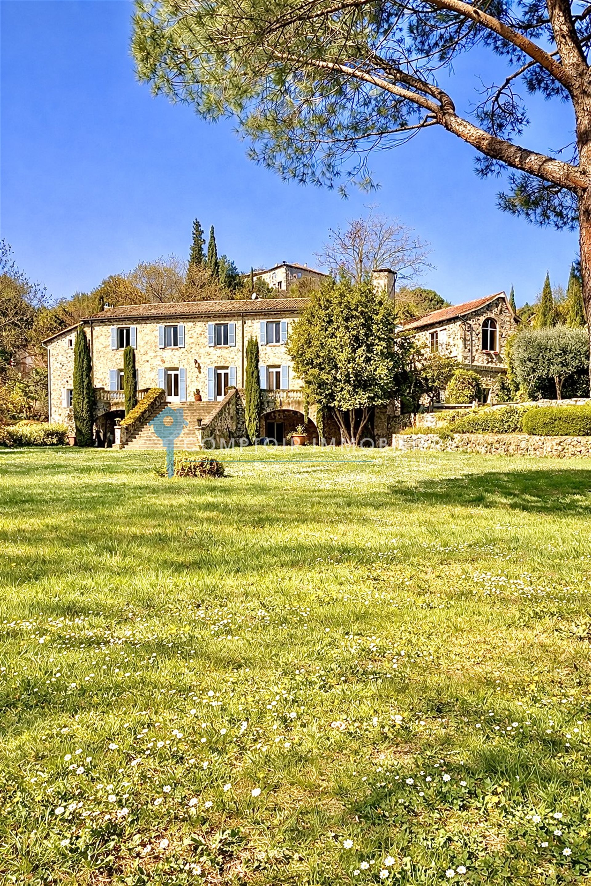 Maison à vendre, 800m², Pont-de-Labeaume