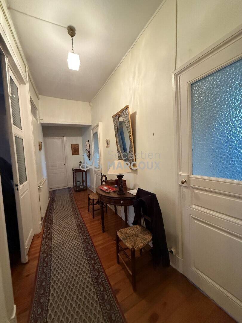 Appartement à vendre, 185m², Montbrison