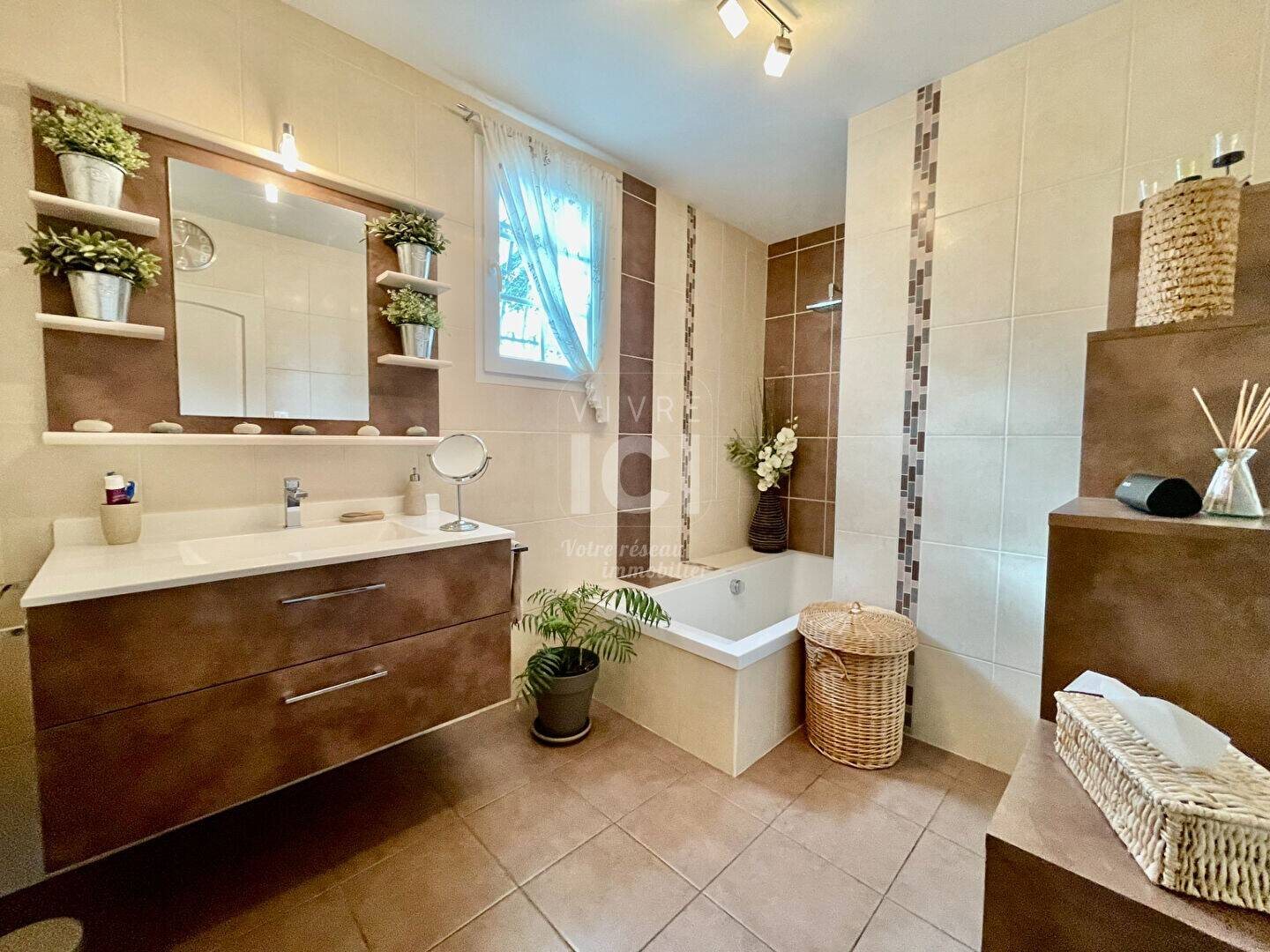 Maison à vendre, 170m², Grandchamps-des-Fontaines