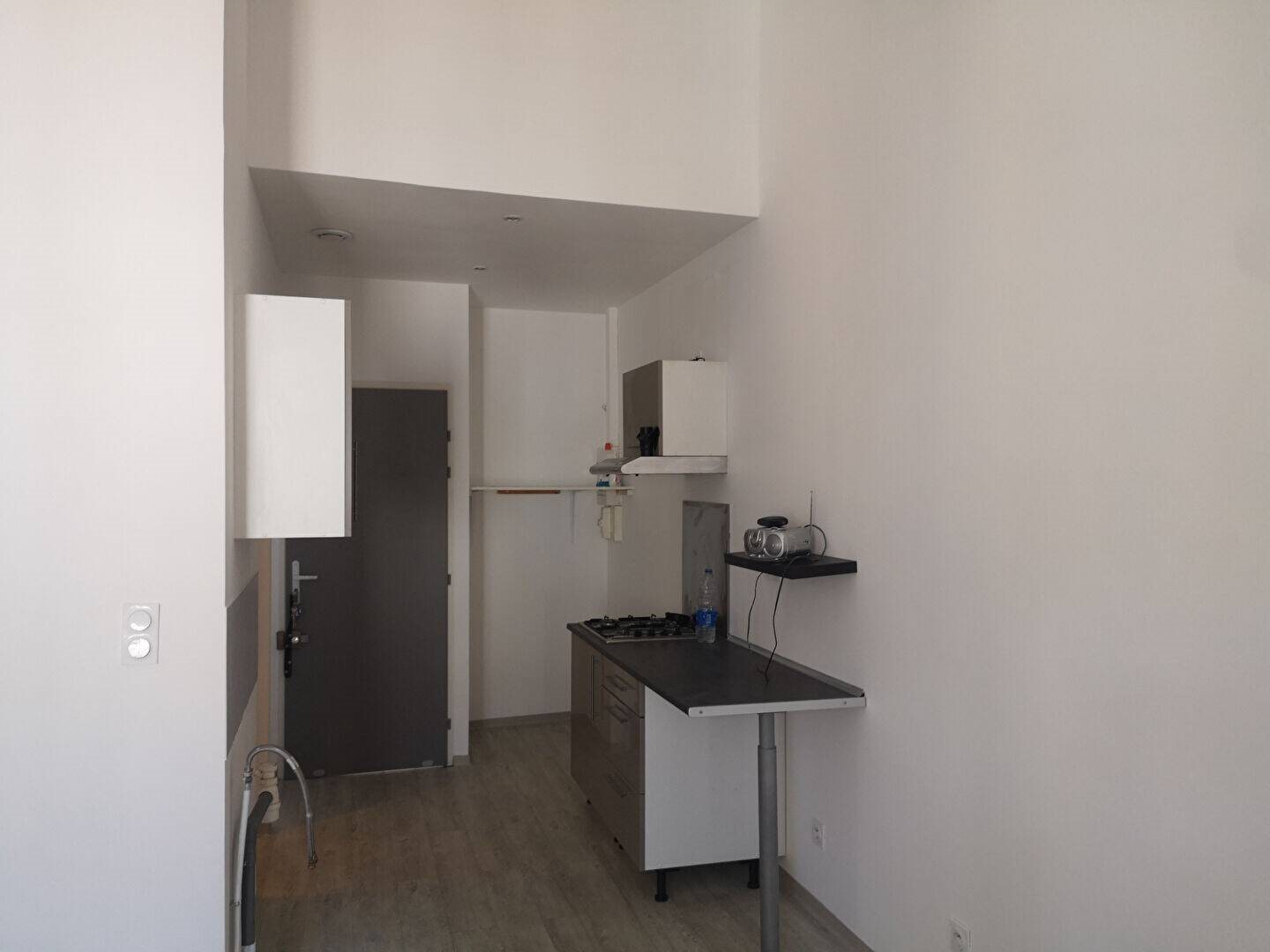 Appartement à louer, 28m², Istres