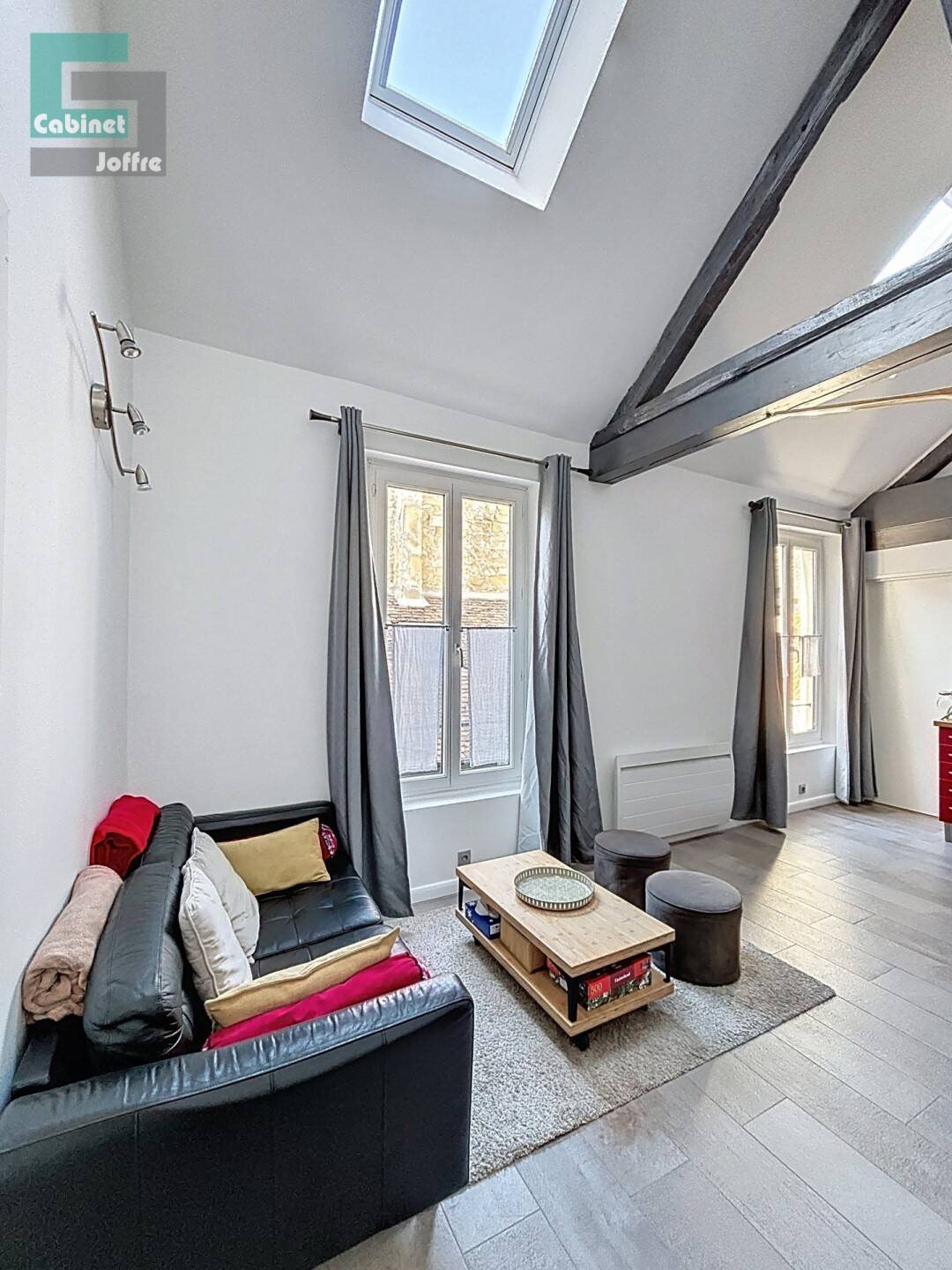 Appartement à vendre, 71m², Fontainebleau