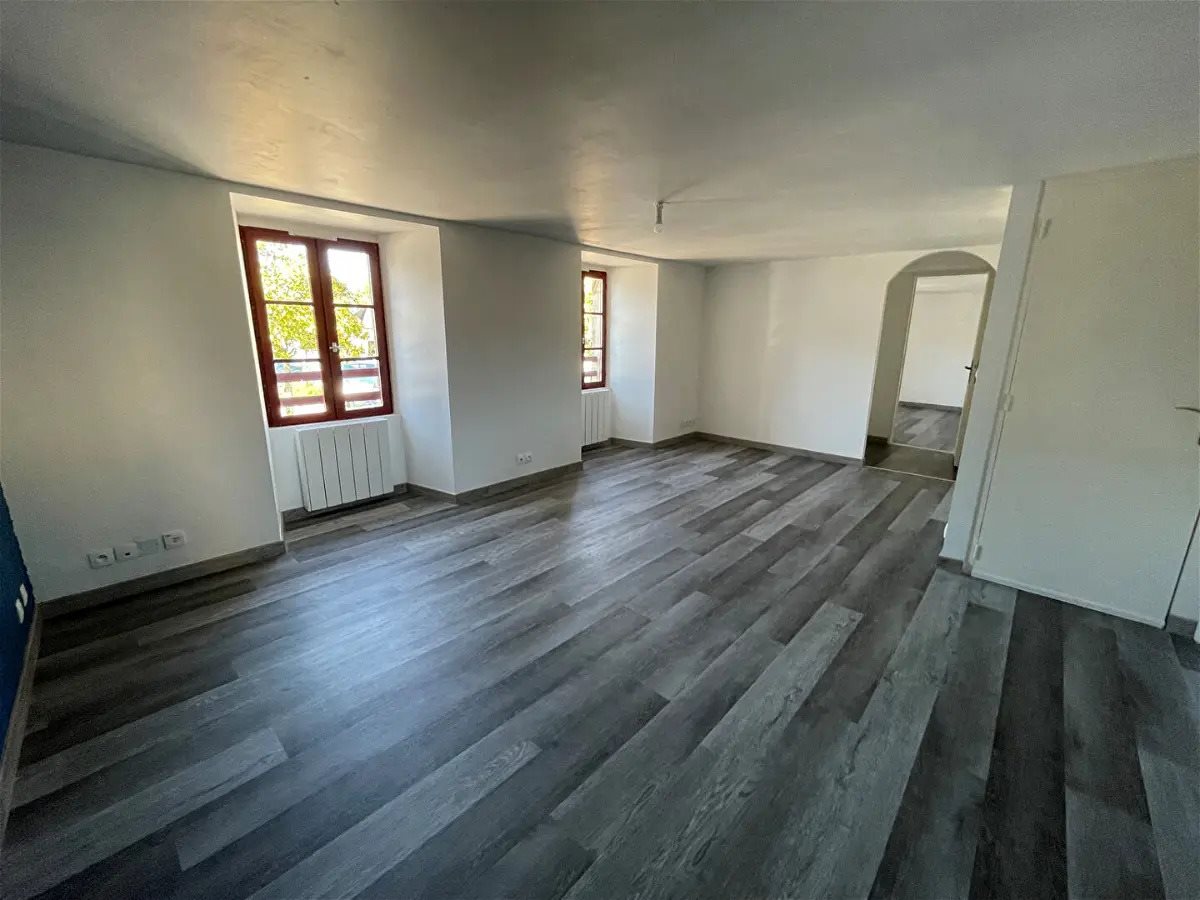 Appartement à vendre, 56m², Ambon