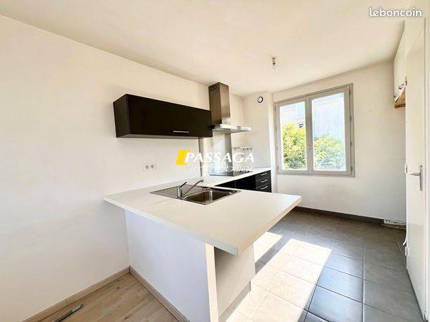 Maison à louer, 52m², Calmont