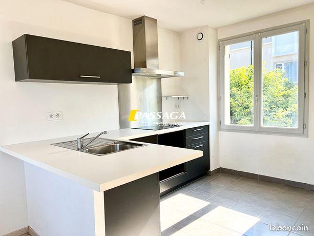 Maison à louer, 52m², Calmont
