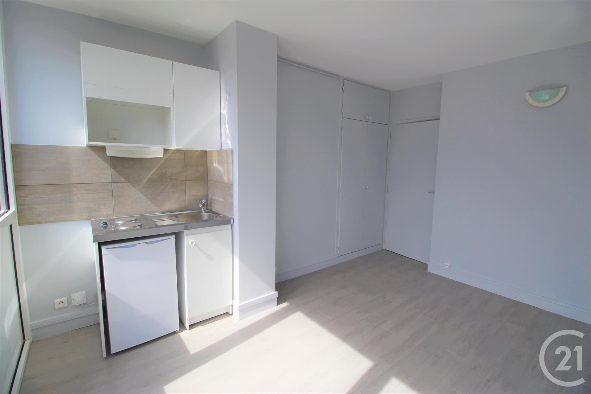 Appartement à louer, 17m², Boulogne-Billancourt