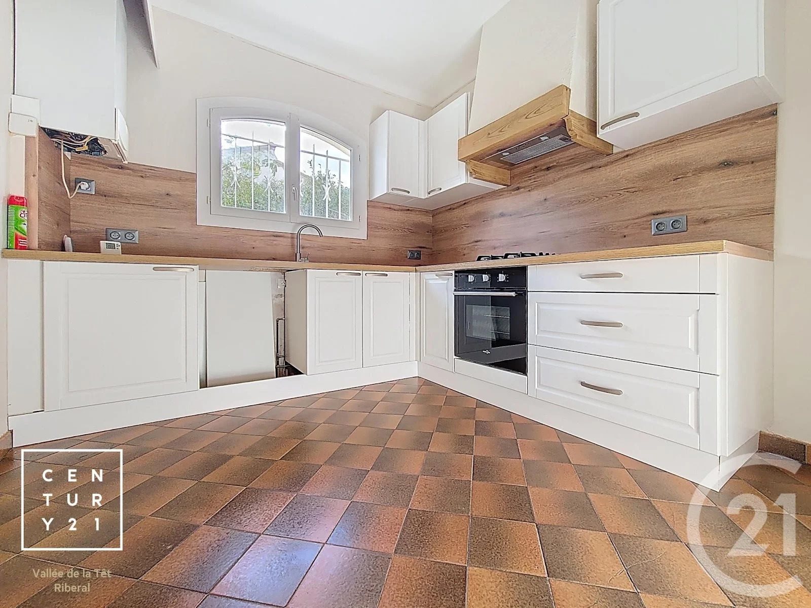 Maison à louer, 133m², Canohès