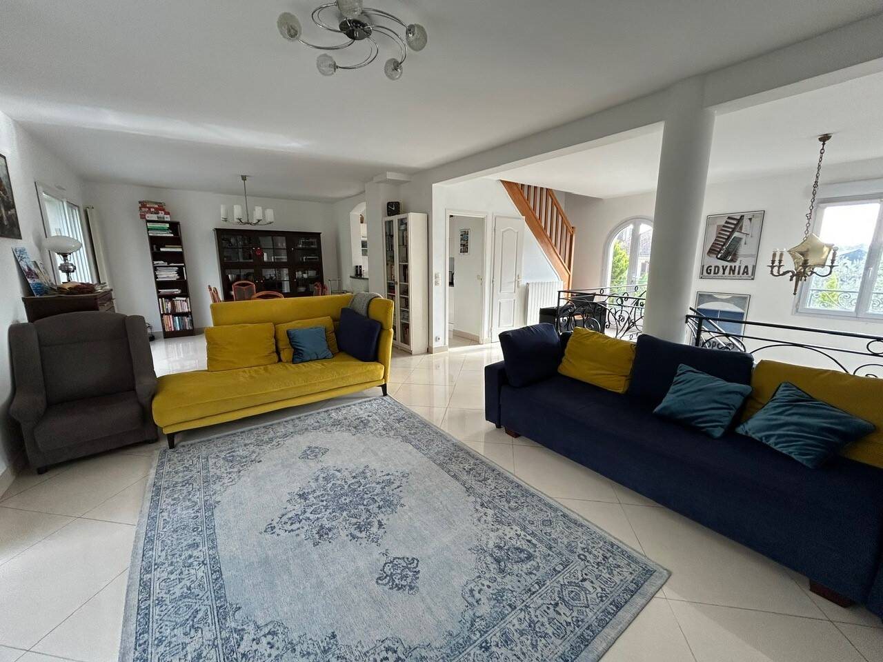 Maison à louer, 200m², Le Mesnil-le-Roi