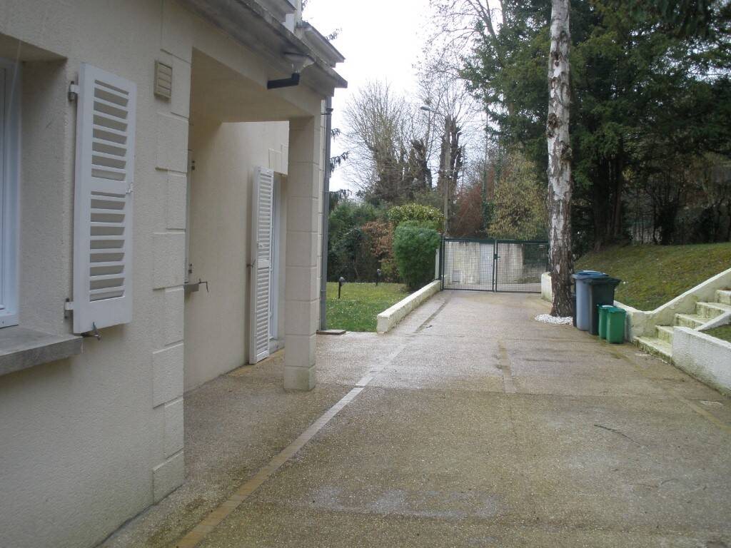 Maison à louer, 192m², Parmain