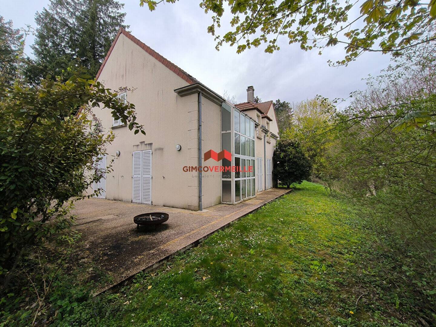 Maison à louer, 192m², Parmain