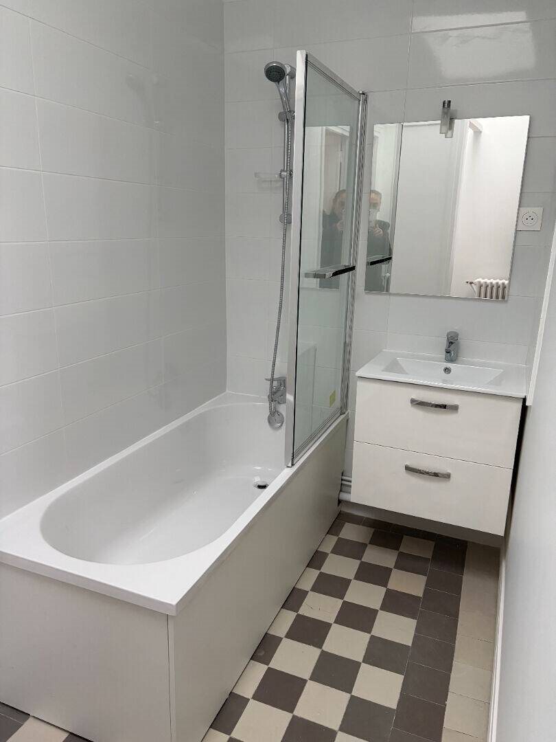 Appartement à louer, 23m², Paris 16ème