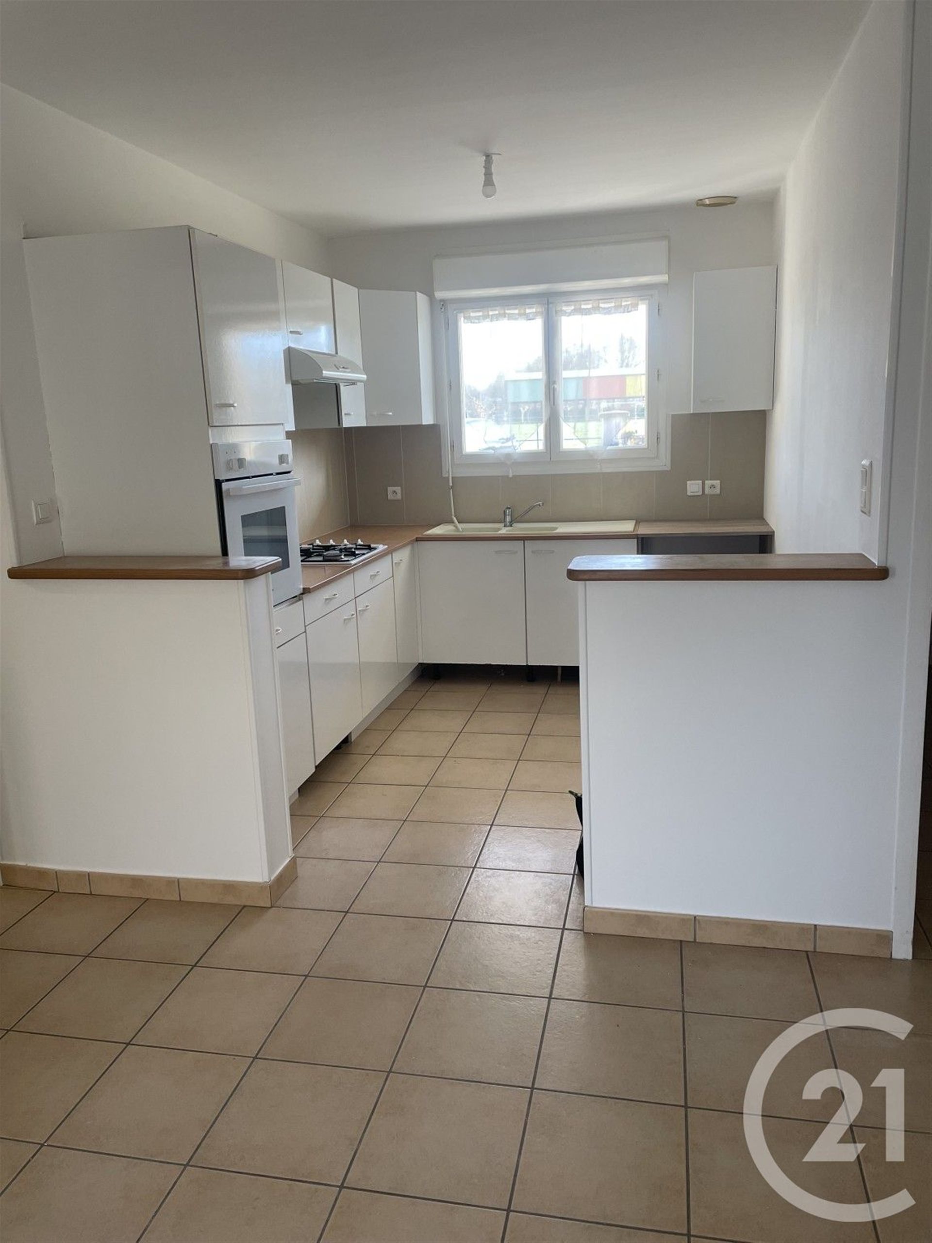 Maison à louer, 73m², Montpon-Ménestérol