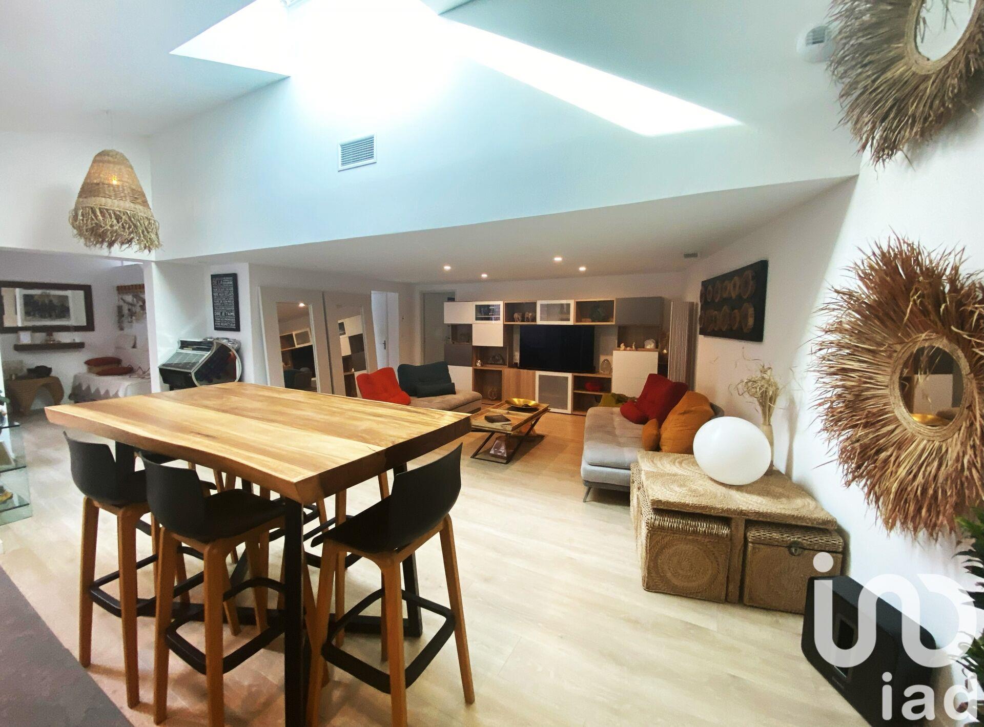 Appartement à vendre, 156m², Nîmes